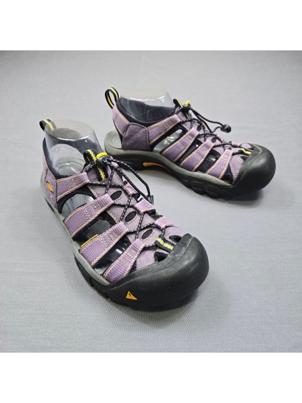 Keen Womens Size 8 Sandals Purple/Black Closed Toe Water Shoes READ